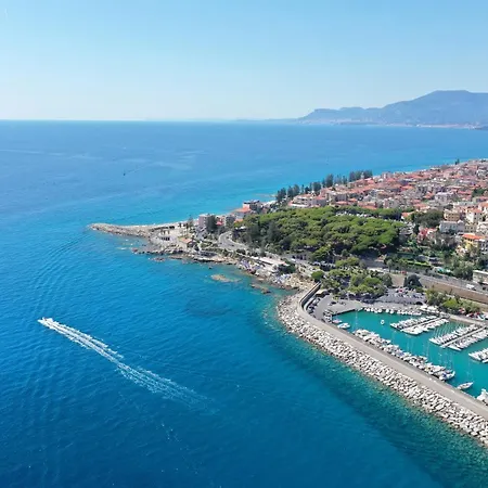 Boutique Casa Del Barone - Happy Appartement Ventimiglia